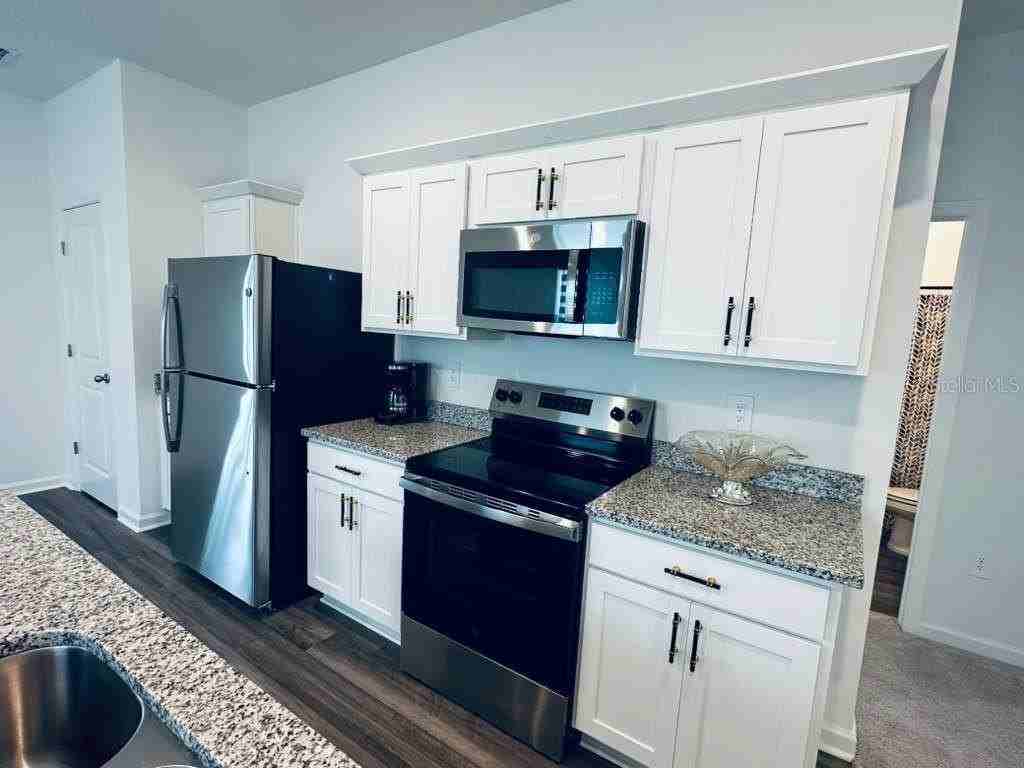 10473 Curving Creek Loop - Photo 3 of 41