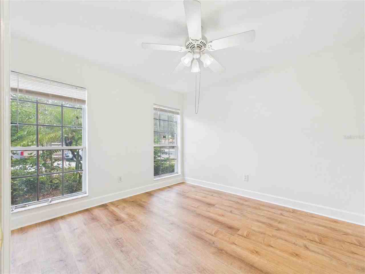 10553 Egret Haven Ln - Photo 3 of 50