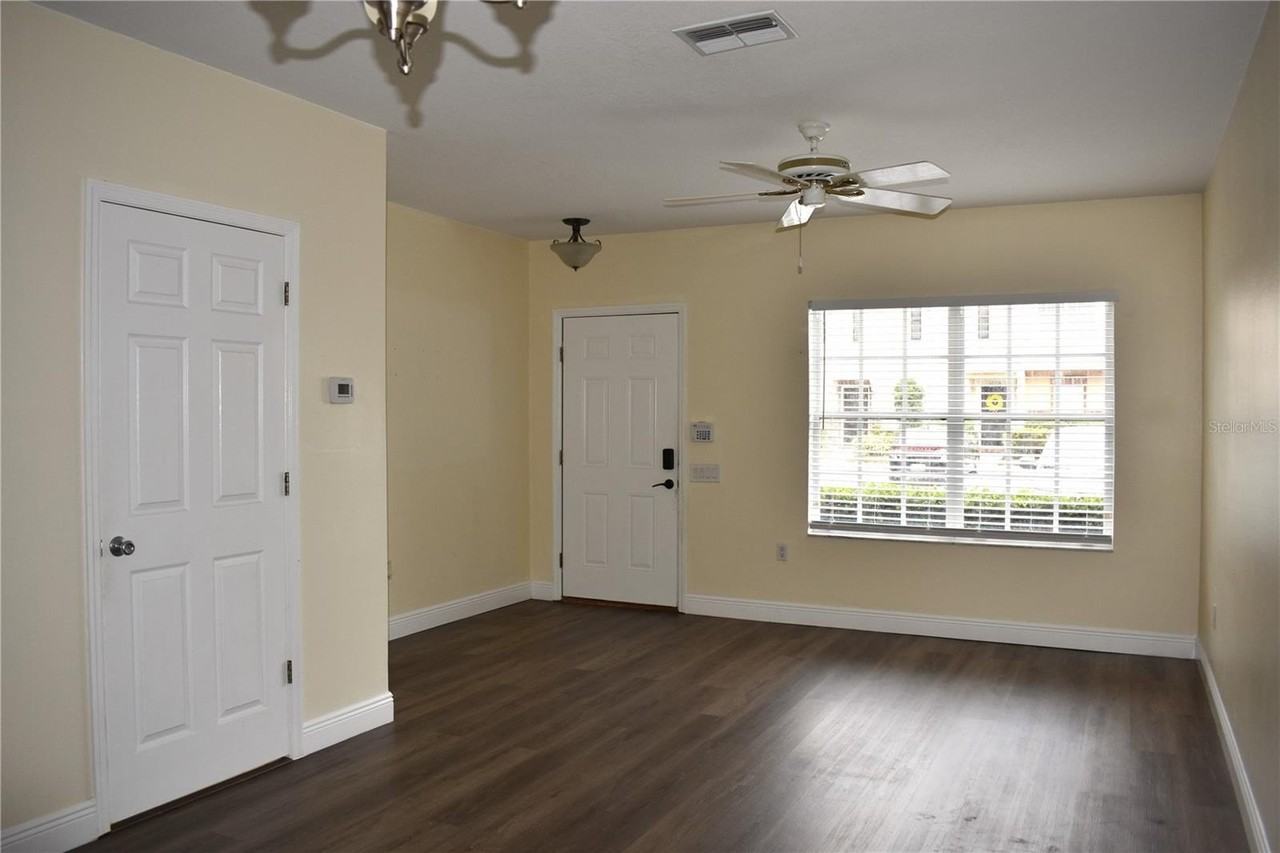 12369 Berkeley Square Dr - Photo 2 of 23