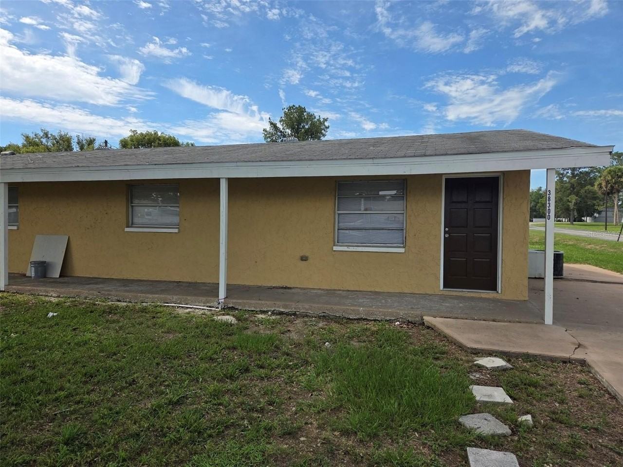 38300 Henry Dr