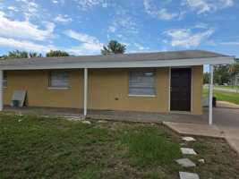 featured image of 38300 Henry Dr