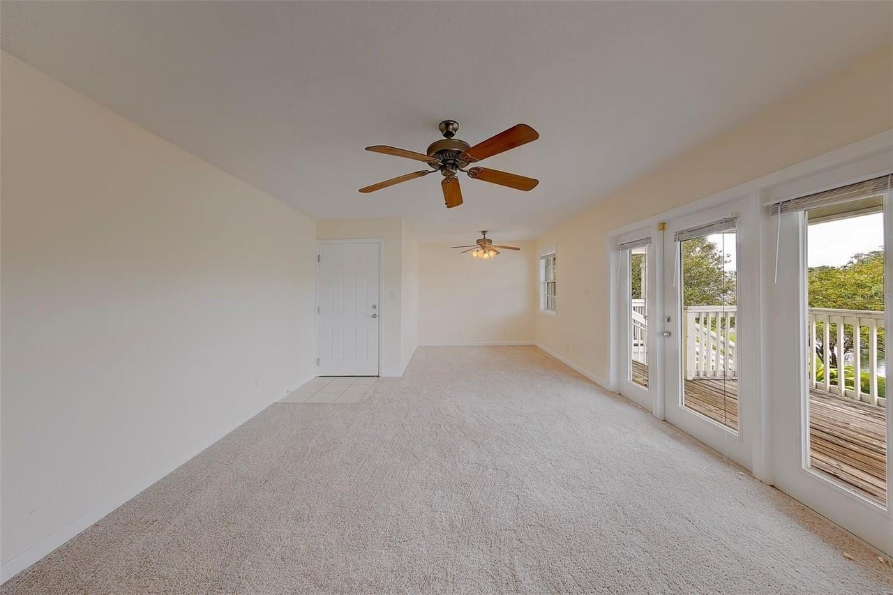 222 Pompano Dr Se #H - Photo 6 of 50