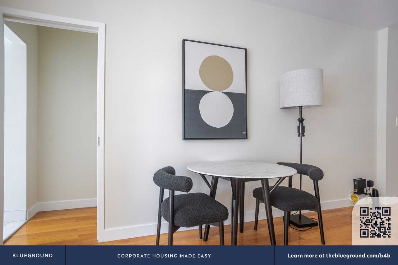 252 East 61st Street - Photo 6 of 21