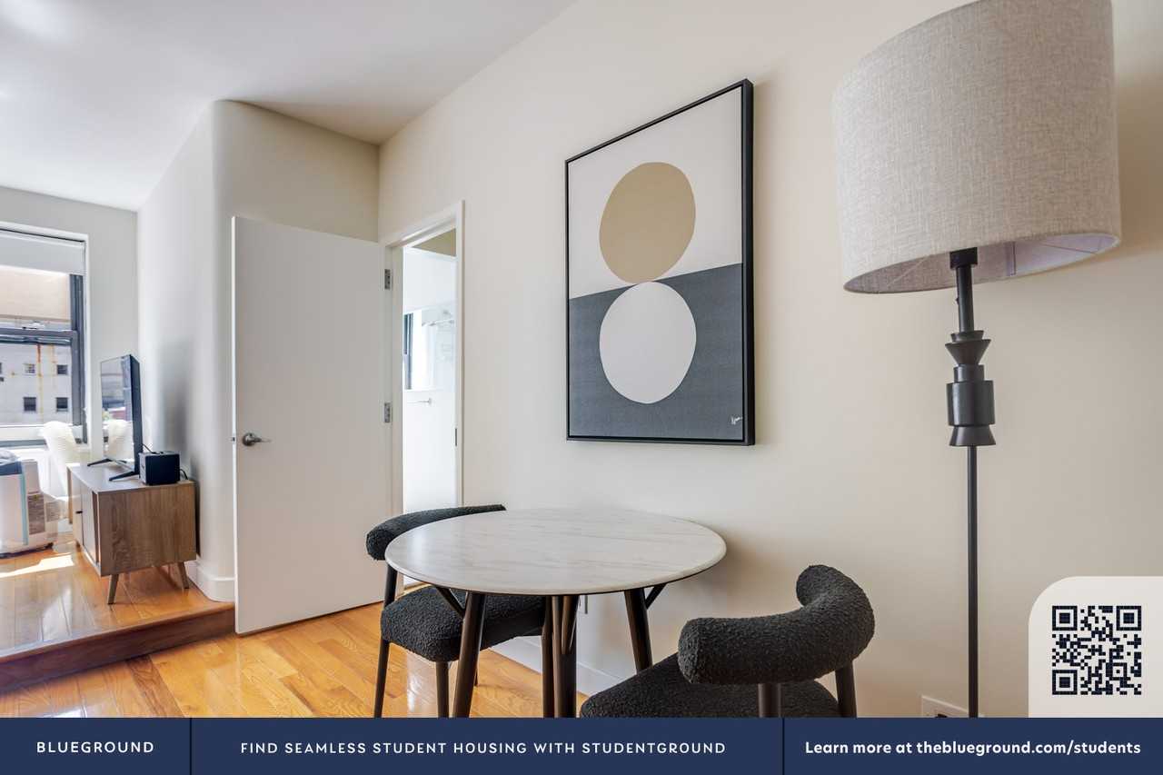 252 East 61st Street - Photo 7 of 21