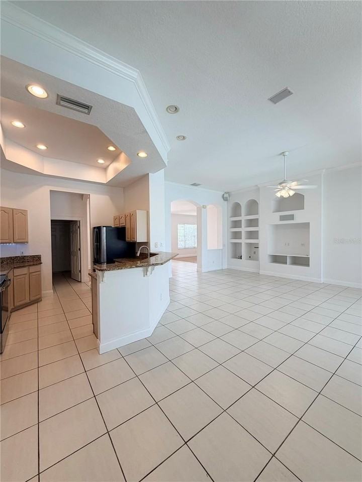 442 Knight Dr - Photo 3 of 23