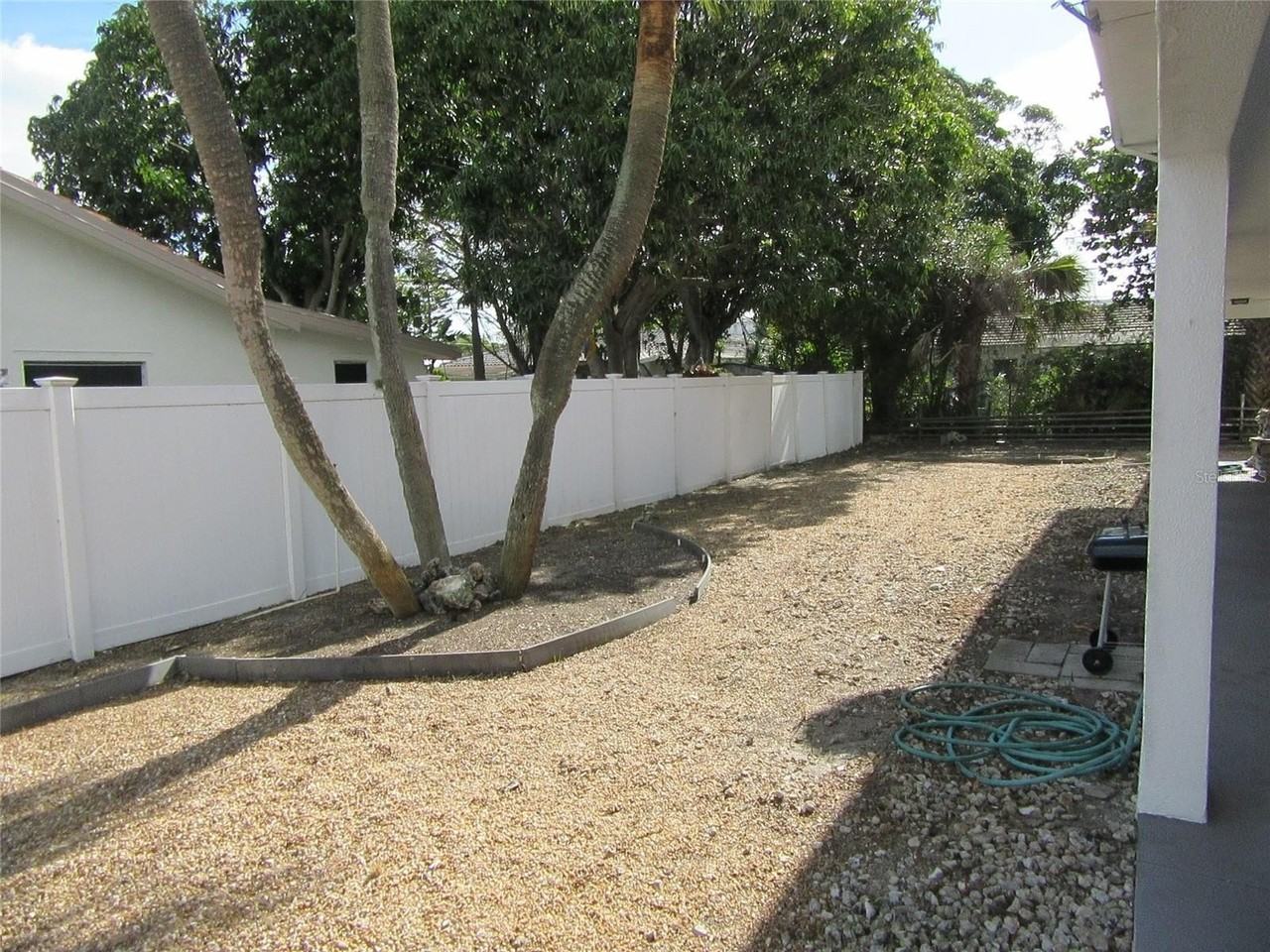 110 60th Ave #1 - Photo 2 of 25