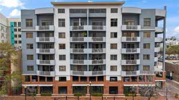 featured image of 1108 N Franklin St #707
