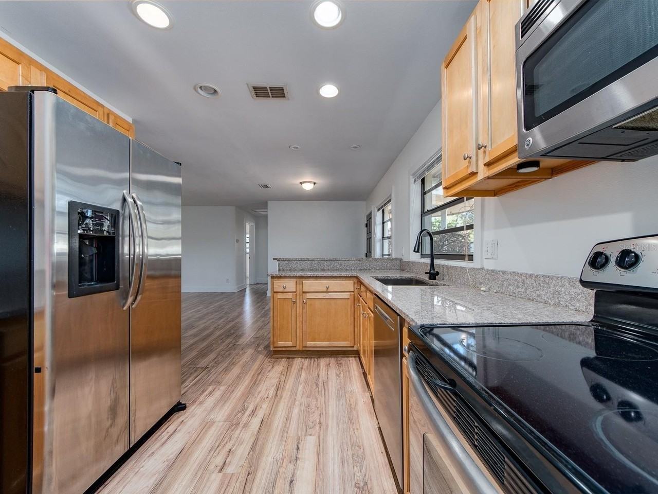 2242 Indian Ave S - Photo 6 of 19