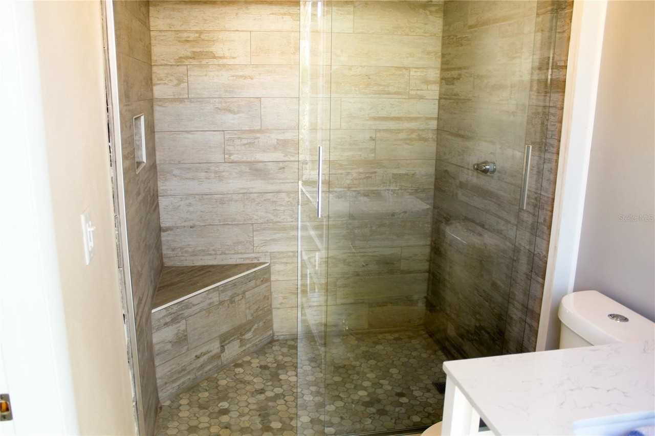 4457 Floramar Ter - Photo 6 of 13