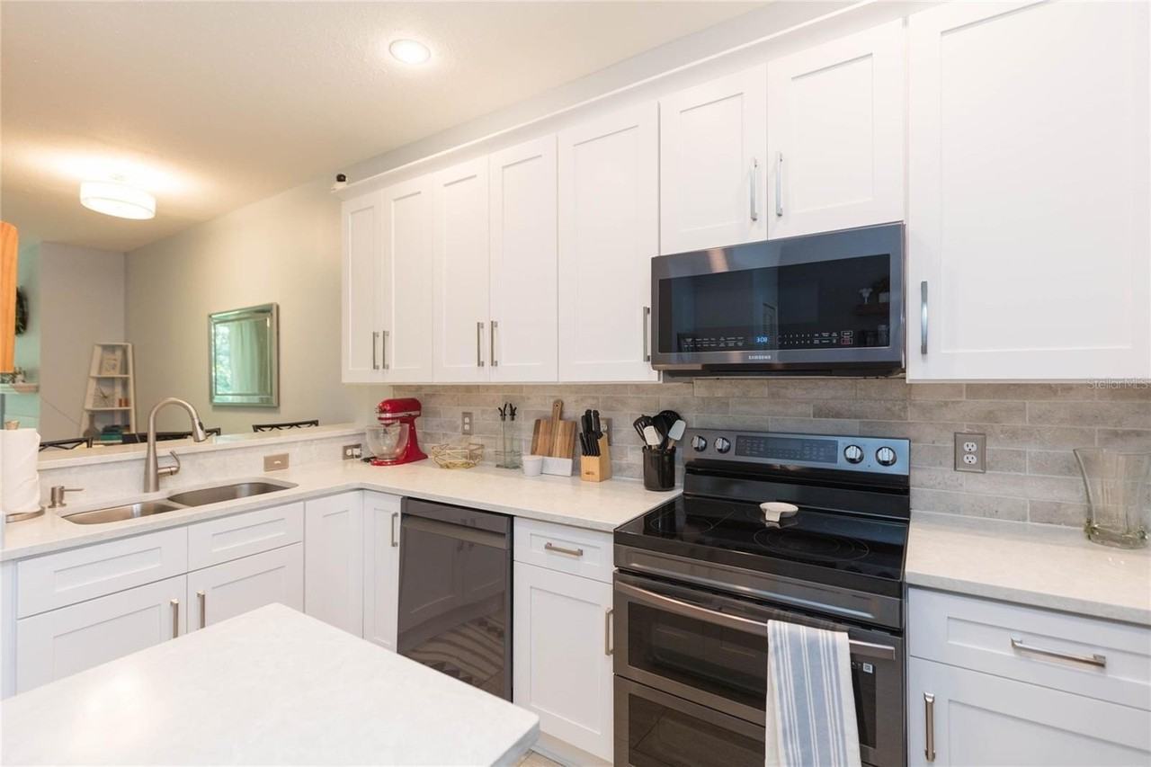 1050 Starkey Rd #104 - Photo 7 of 48