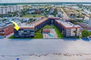 17580 Gulf Blvd #412 - Photo 1 of 1