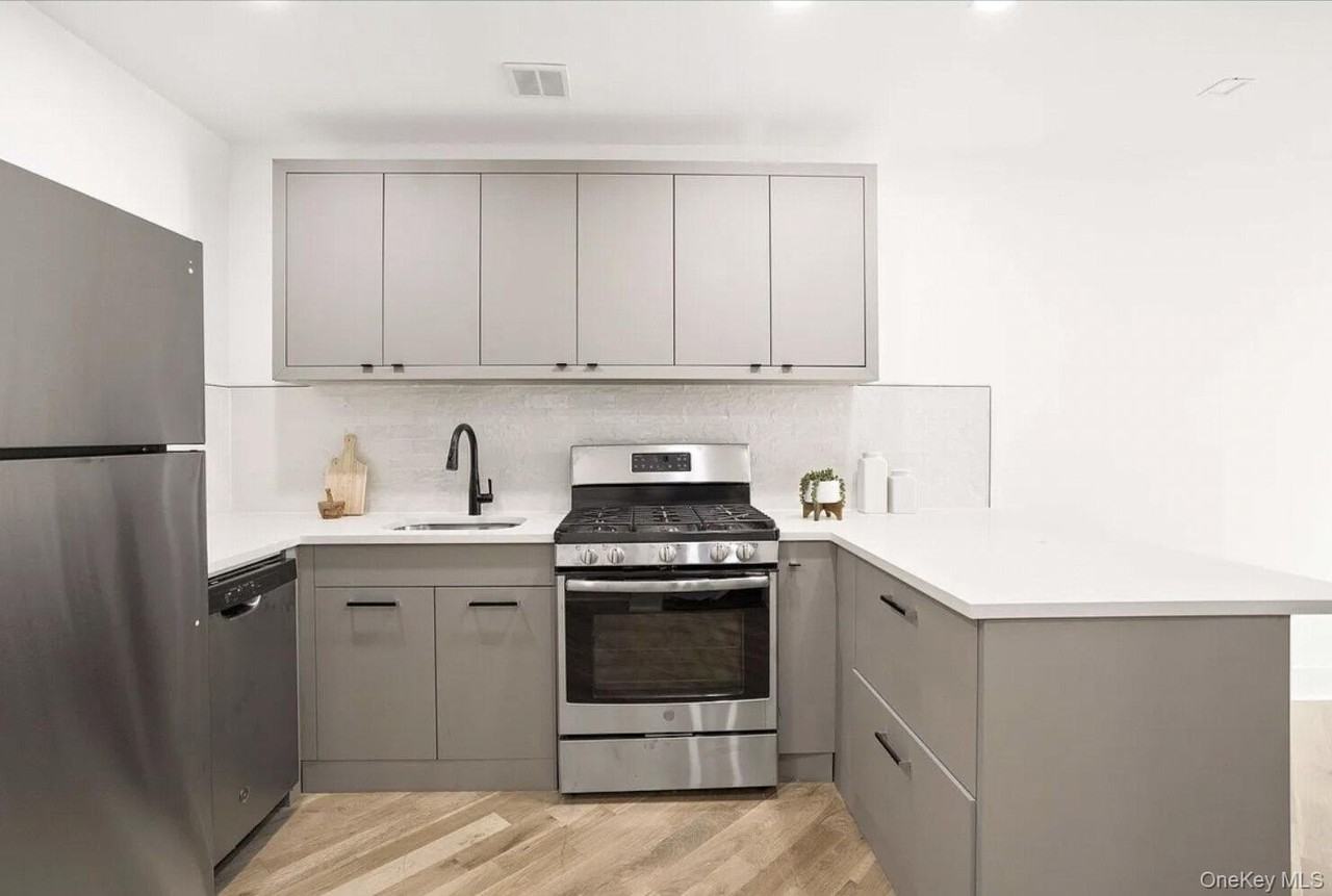 571 Lafayette Ave #4 - Photo 2 of 7