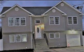 featured image of 255 Smith St