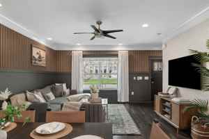 featured image of 1306 Wedgewood Ave