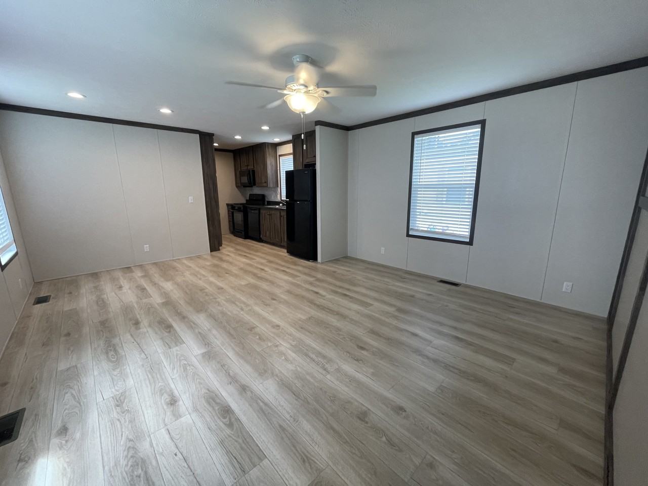245 Magnolia #245 - Photo 3 of 11