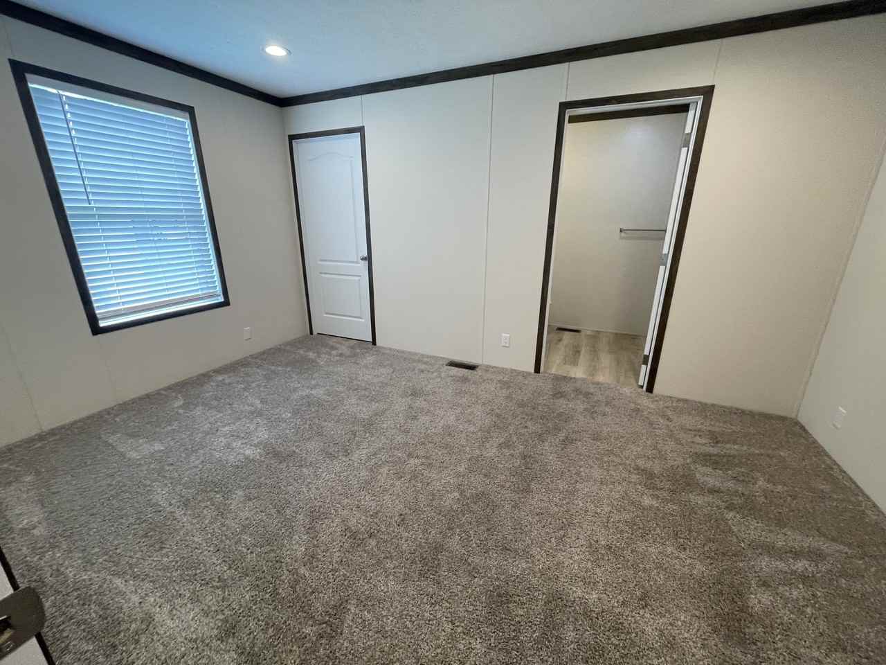 245 Magnolia #245 - Photo 5 of 11
