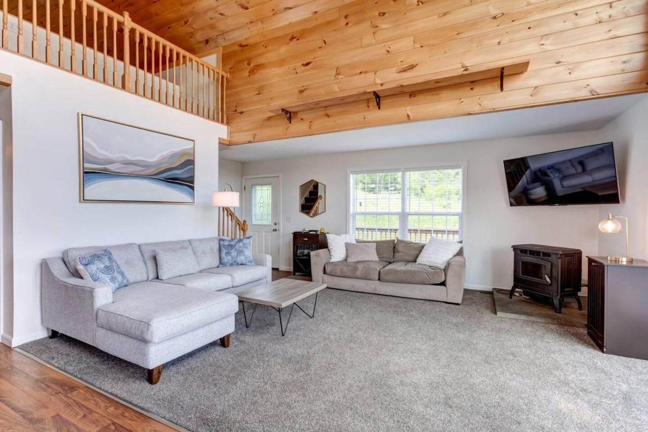 2109 Dunk Hill Rd #1492963P - Photo 5 of 42