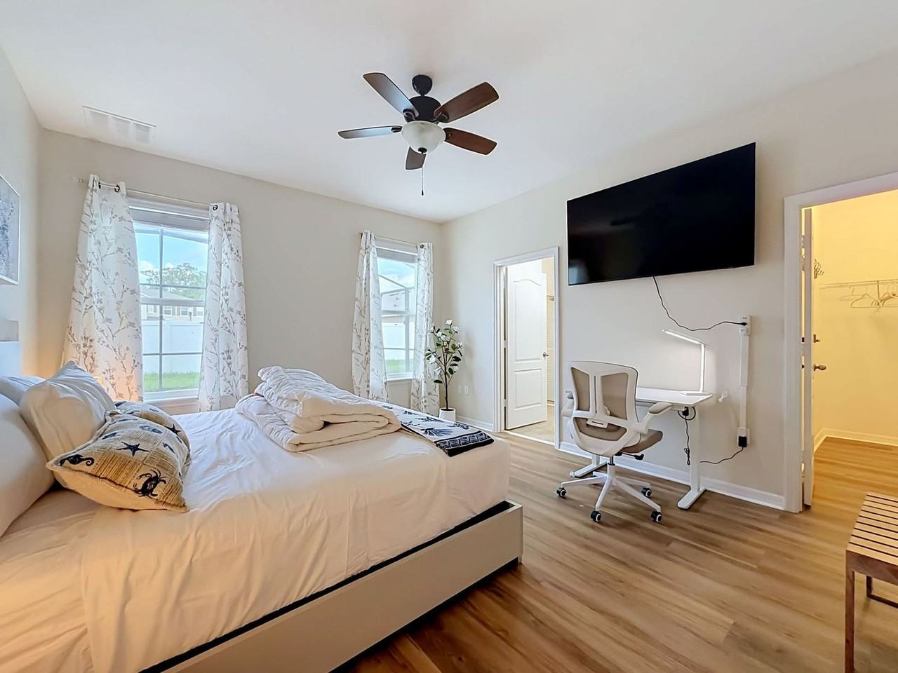 4954 Castle St E #1574507P - Photo 4 of 50