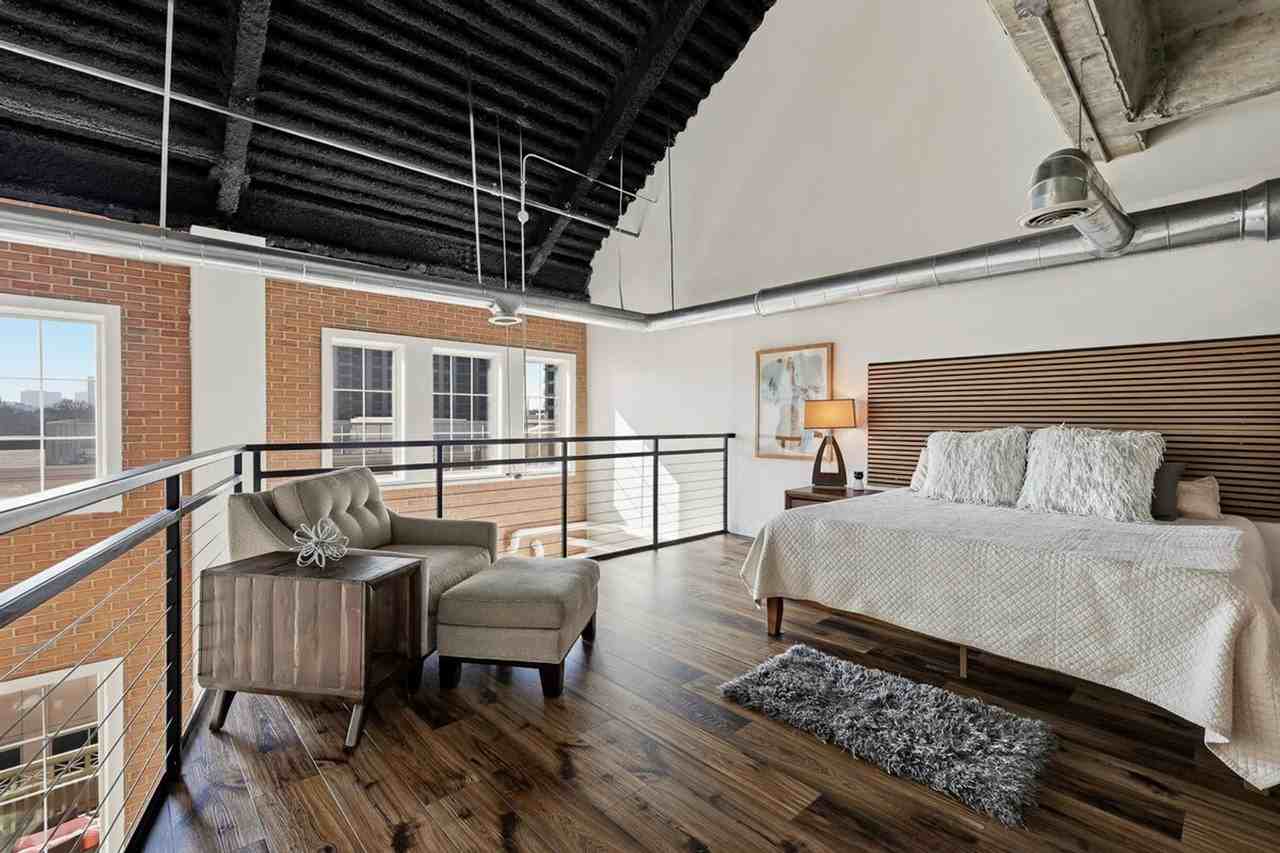 1380 Atlantic Dr Nw #1580010P - Photo 5 of 23