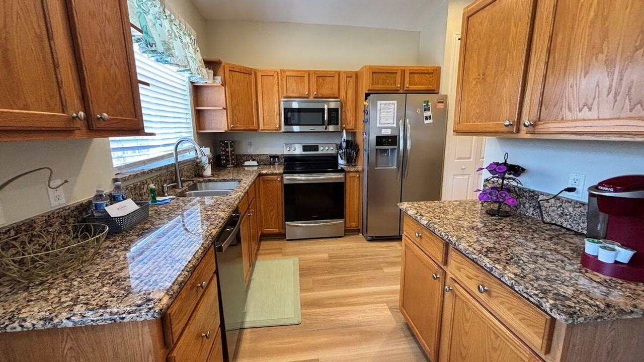 9306 Wentworth Ln #1586072P - Photo 3 of 16