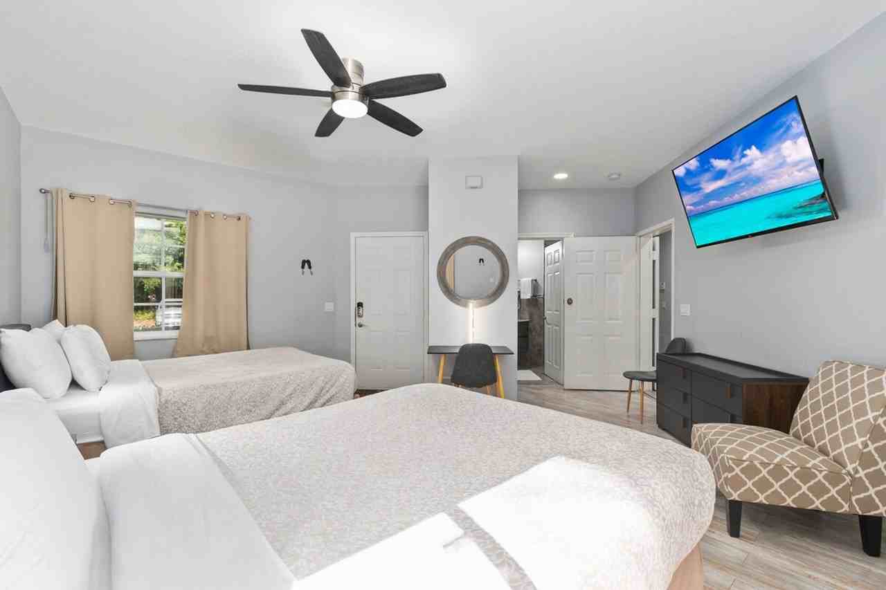 8419 Mulligan Cir #1586038P - Photo 3 of 12