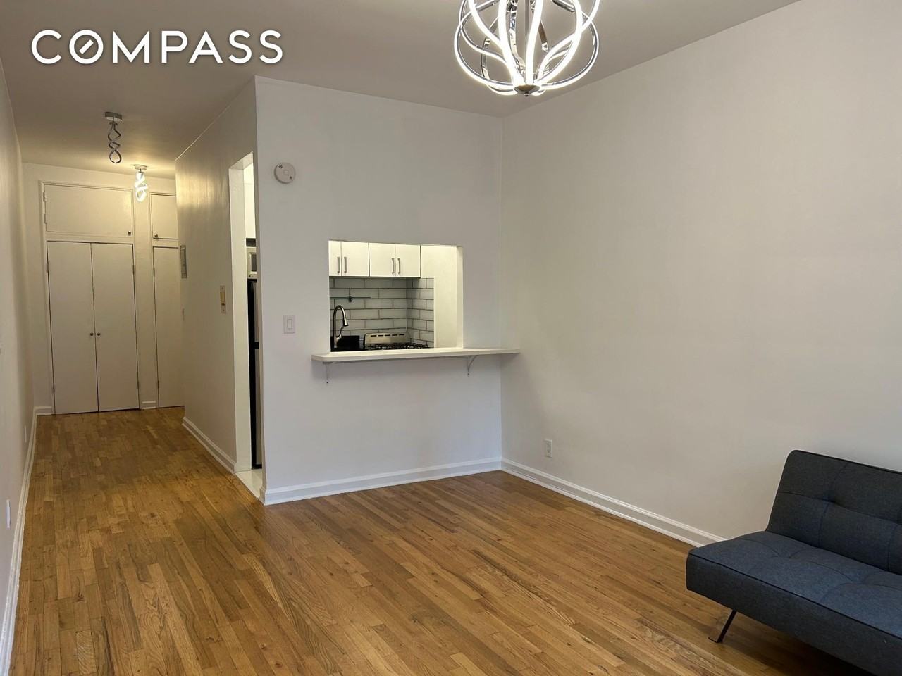 252 E 89th St #4D - Photo 2 of 5