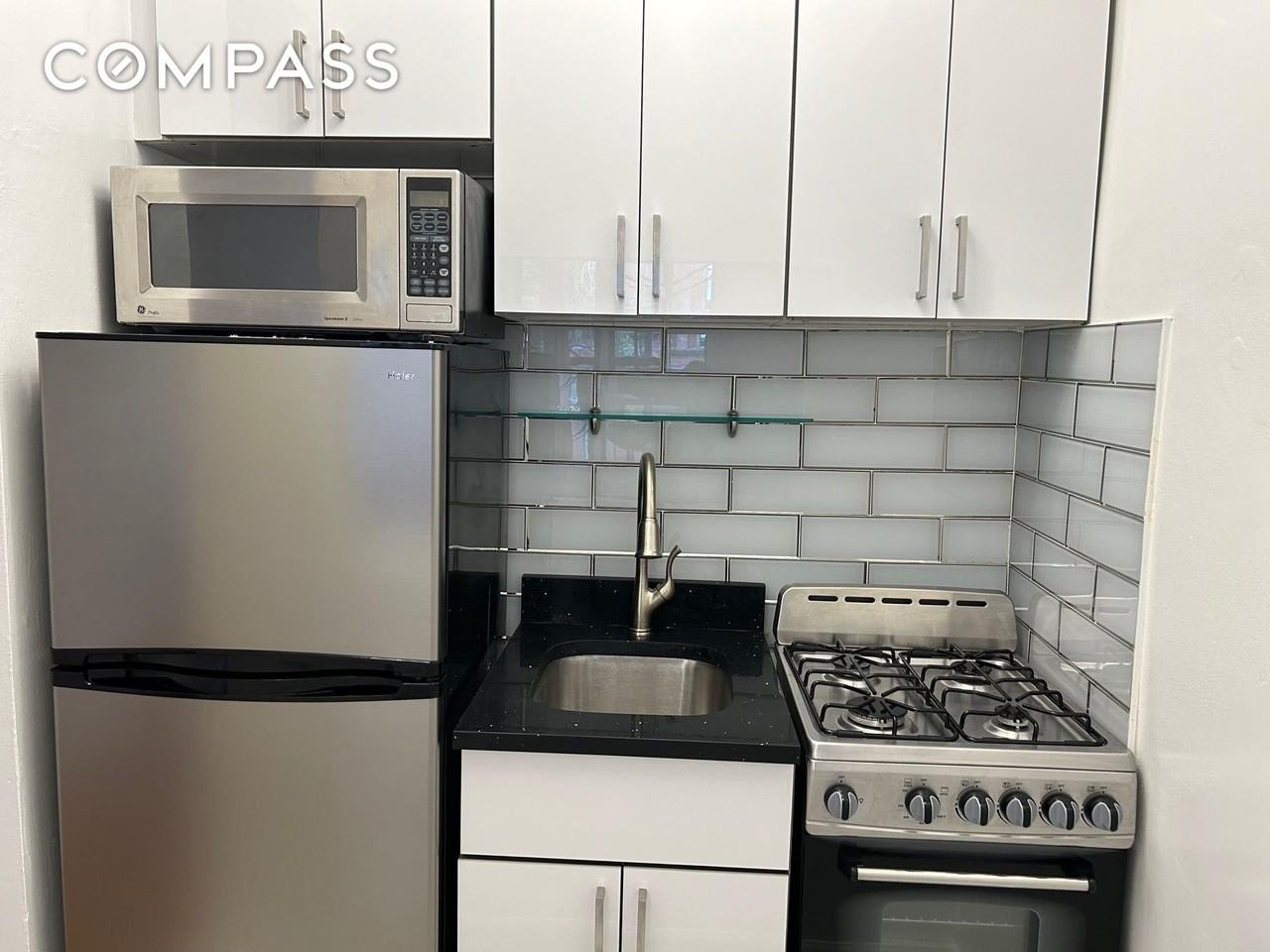 252 E 89th St #4D - Photo 4 of 5