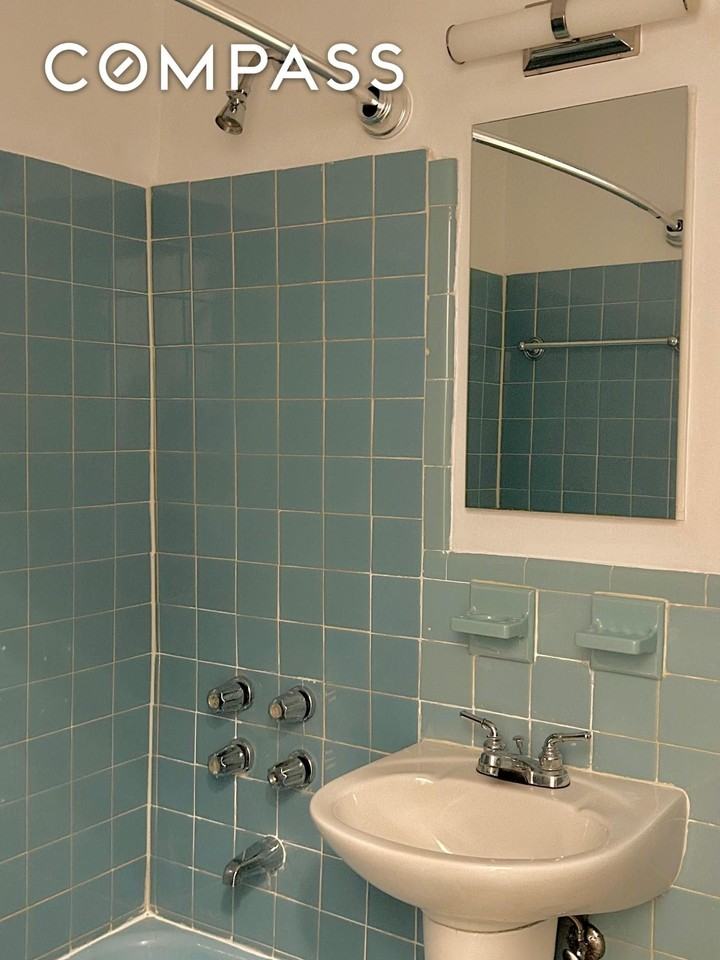 252 E 89th St #4D - Photo 5 of 5