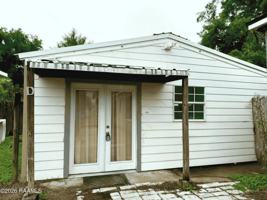 featured image of 427 General Mouton Ave #D