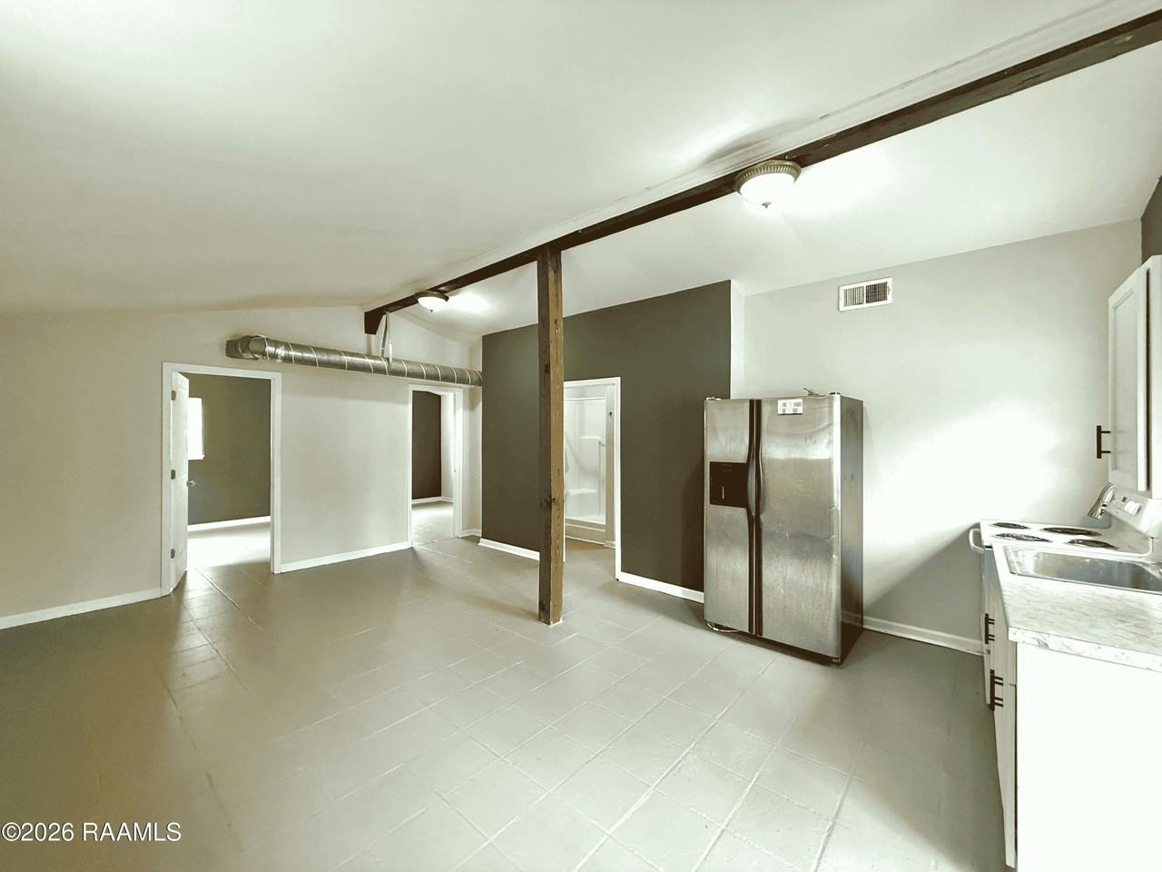 427 General Mouton Ave #D - Photo 2 of 7