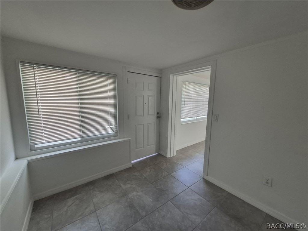 27 E Lemon St - Photo 3 of 21