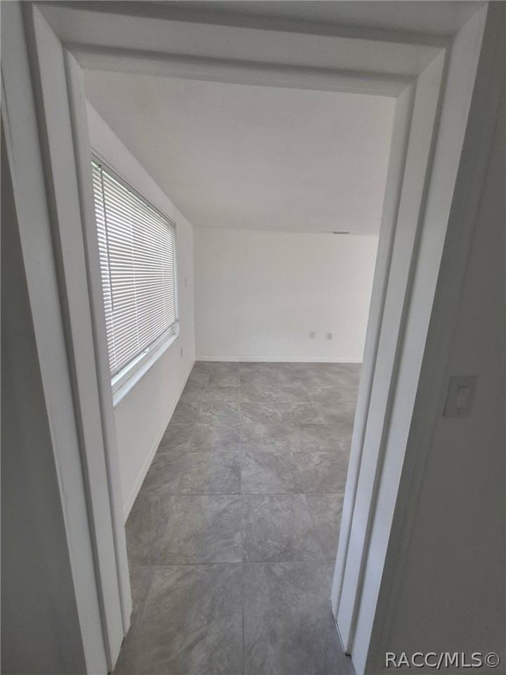 27 E Lemon St - Photo 4 of 21