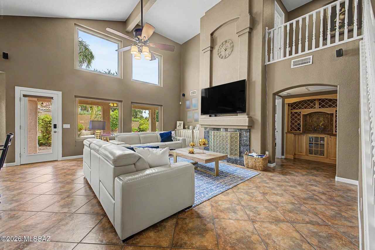 12410 N Echo Valley Dr - Photo 7 of 42