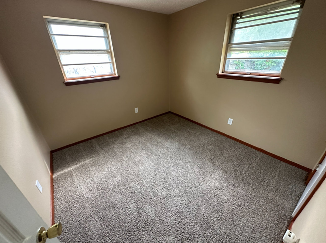 4012 Se 47th St - Photo 5 of 9