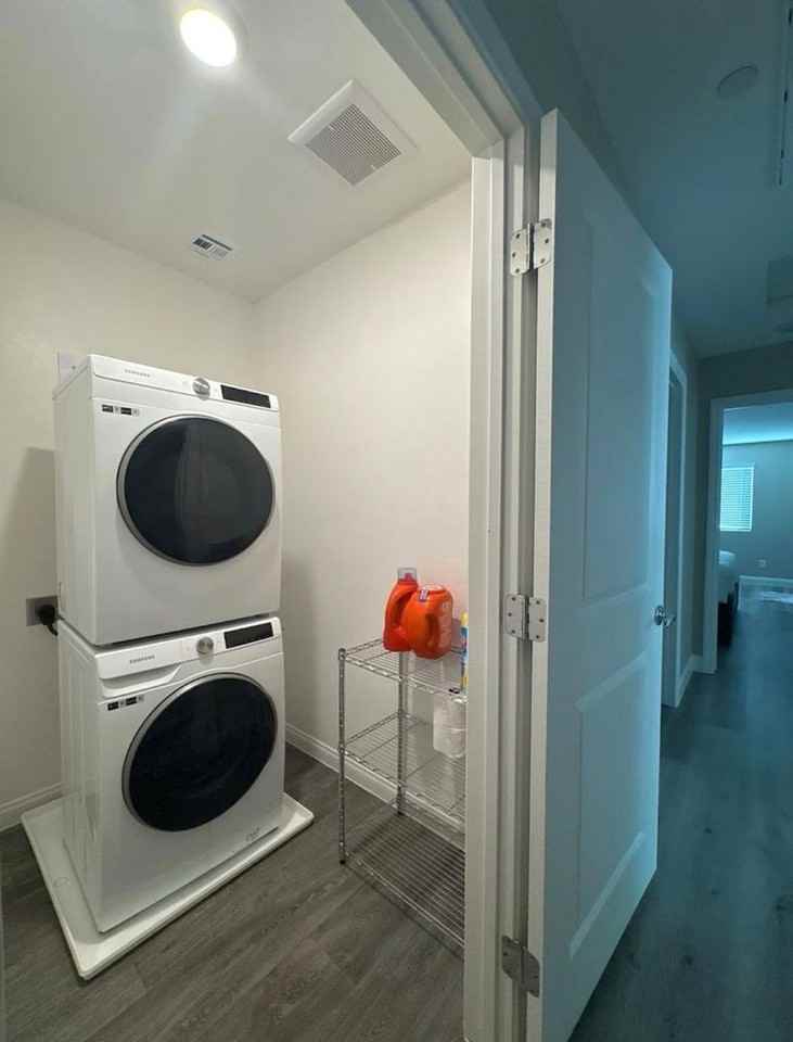 2710 Yellow Blaze Way - Photo 7 of 20