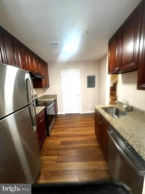 8881 Rusland Ct - Photo 5 of 26