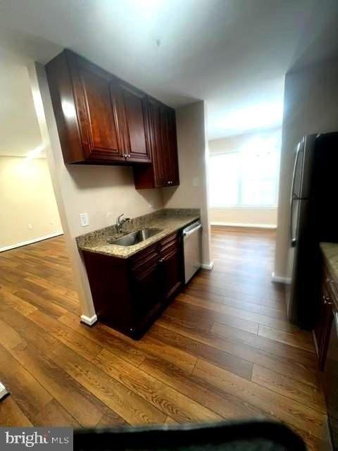 8881 Rusland Ct - Photo 7 of 26