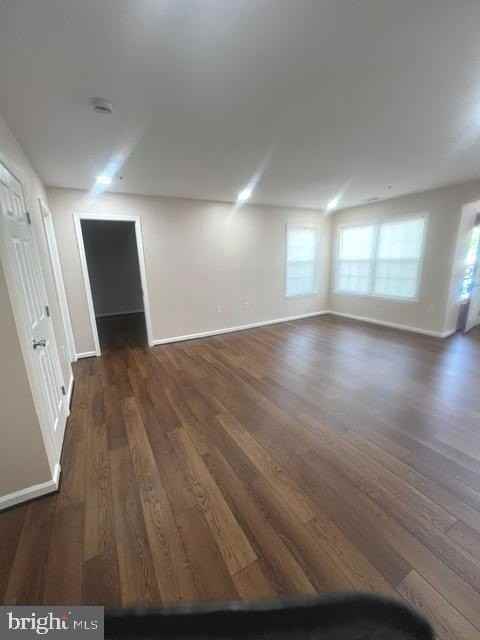 8881 Rusland Ct - Photo 7 of 34