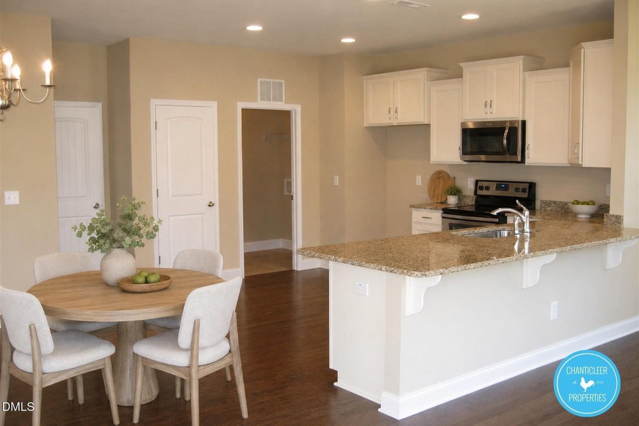 2332 Cedar Rock Dr - Photo 4 of 13