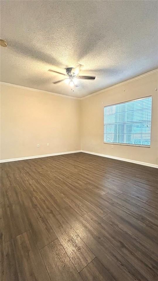 10000 Sw 52nd Ave #7 - Photo 6 of 24