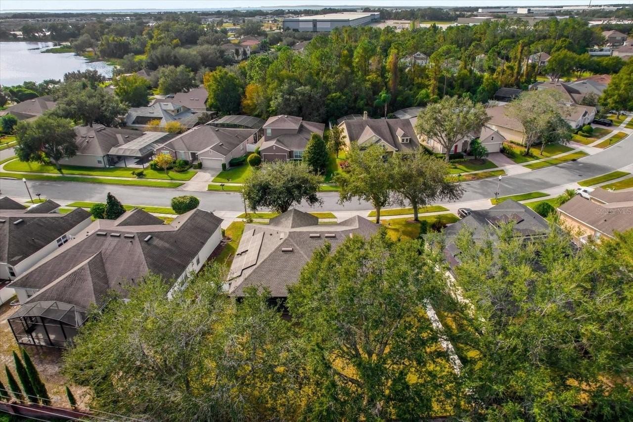 2284 Pickford Cir - Photo 5 of 33