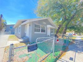 featured image of 812 W Livingston St #A