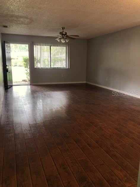 810 E 20th St - Photo 5 of 17