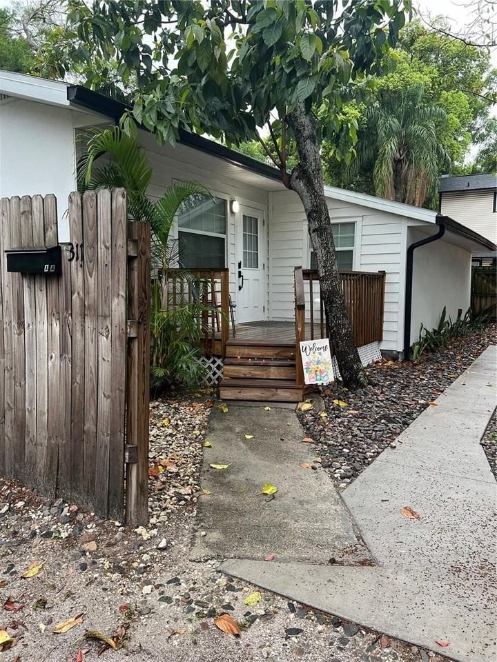 311 E Floribraska Ave #A - Photo 2 of 17