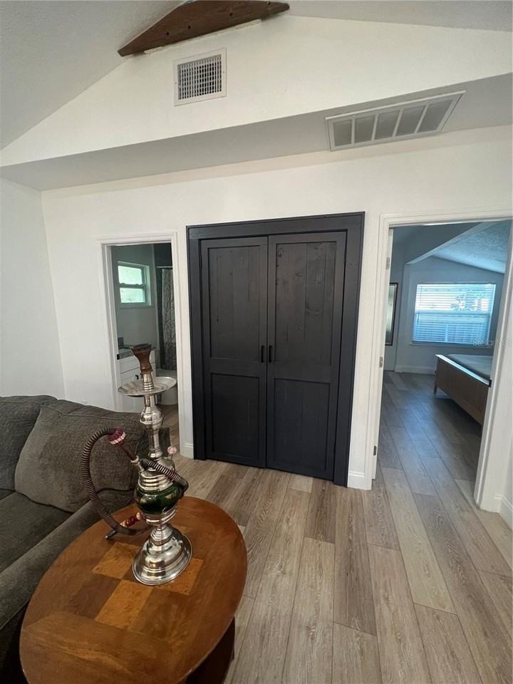 311 E Floribraska Ave #A - Photo 6 of 17