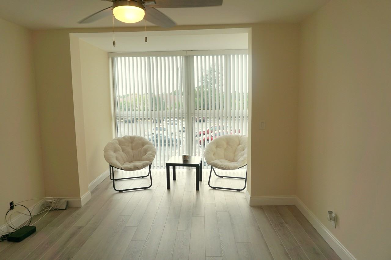 2851 Somerset Drive - Photo 6 of 20