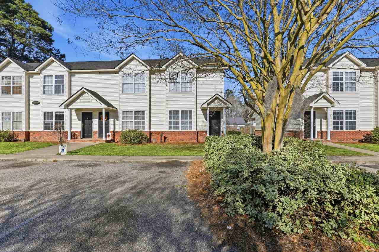 4044 Cedars Parkway #B - Photo 7 of 8