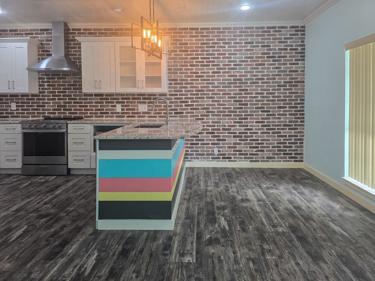 921 Marine Dr #327 - Photo 2 of 21