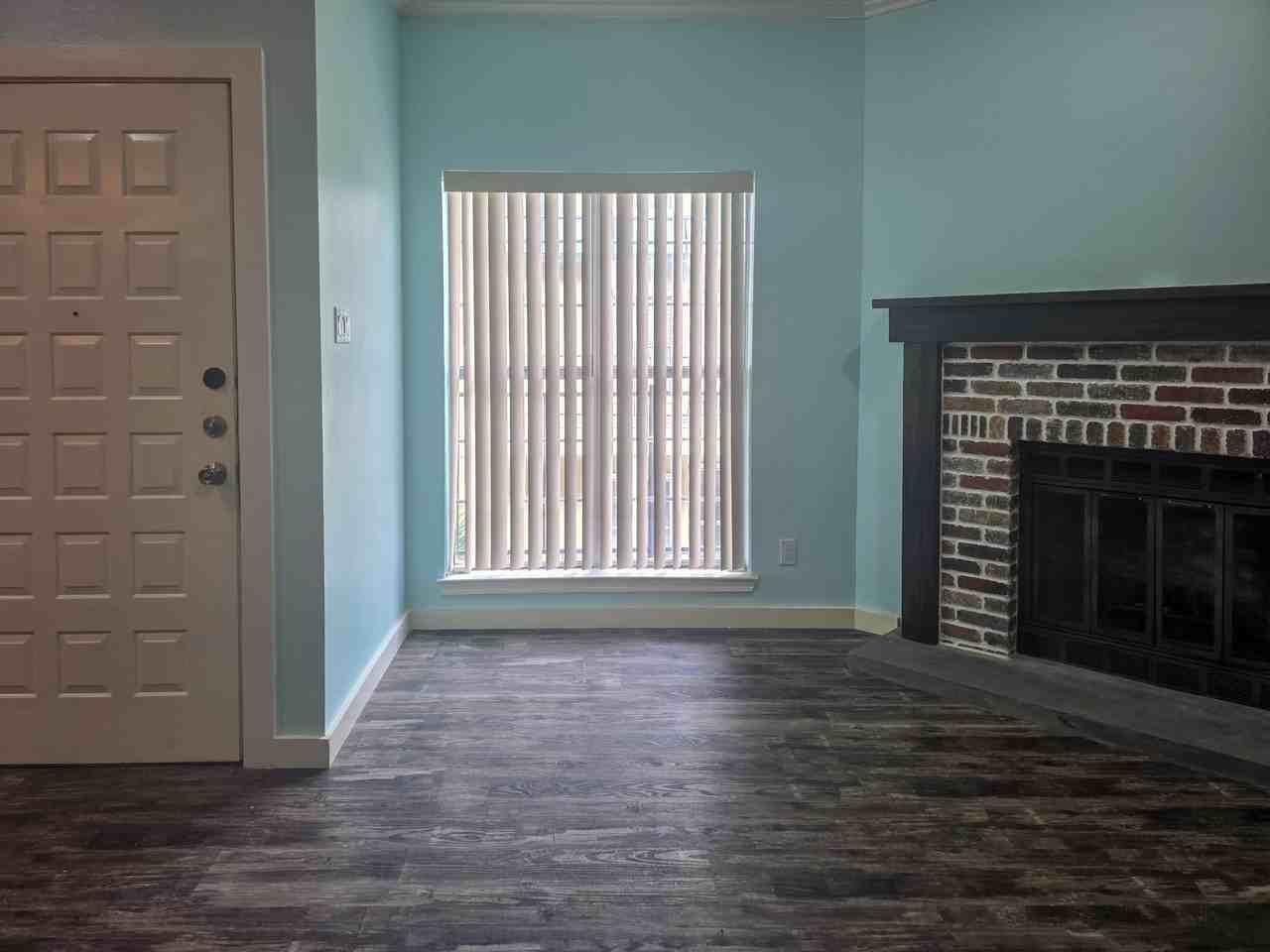 921 Marine Dr #327 - Photo 4 of 21