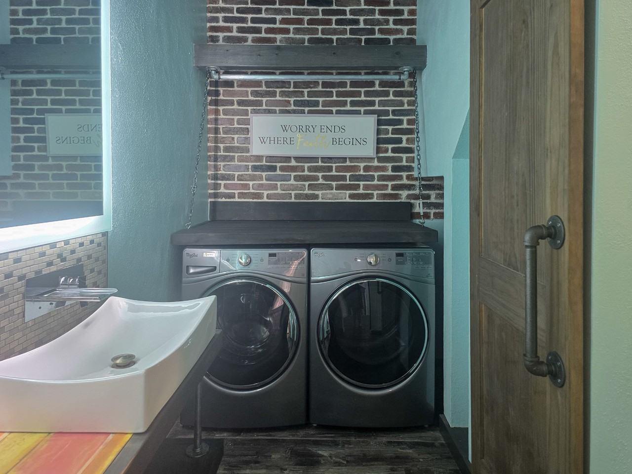 921 Marine Dr #327 - Photo 6 of 21